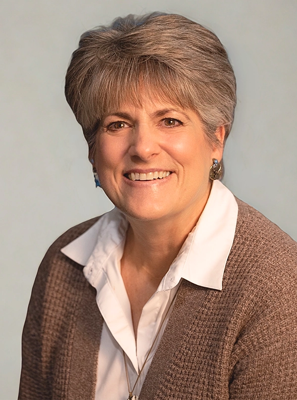 Nina Demers Headshot